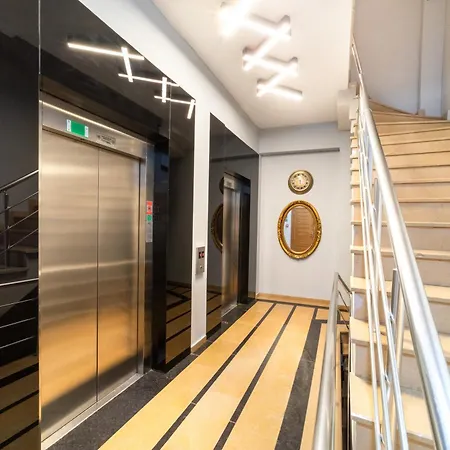 Family Time מלון *